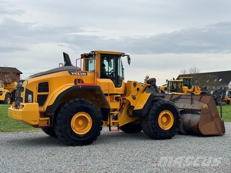 Volvo L 220 H Radlader