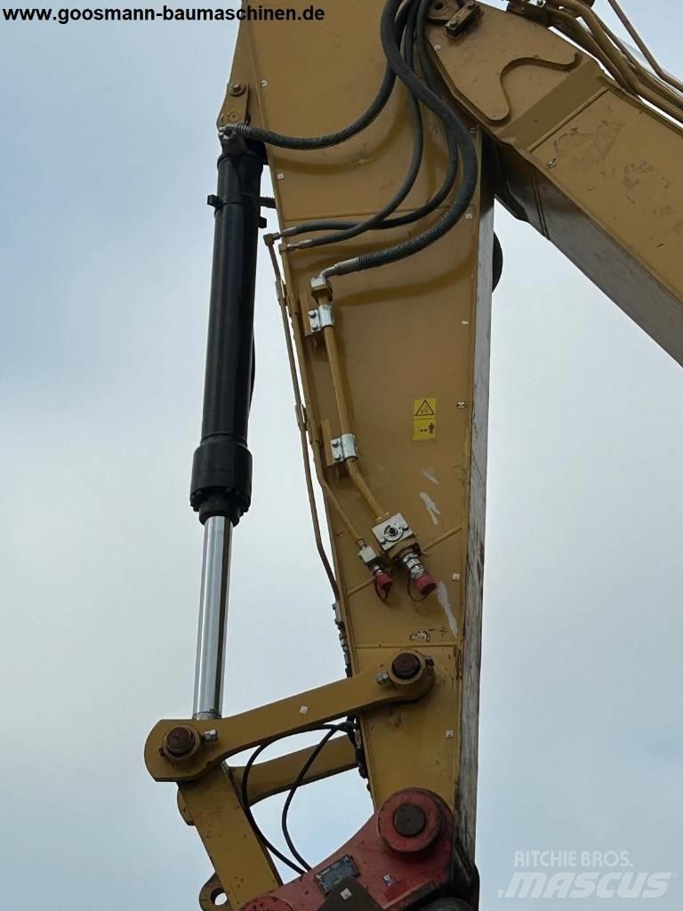 CAT 326 F LN Raupenbagger
