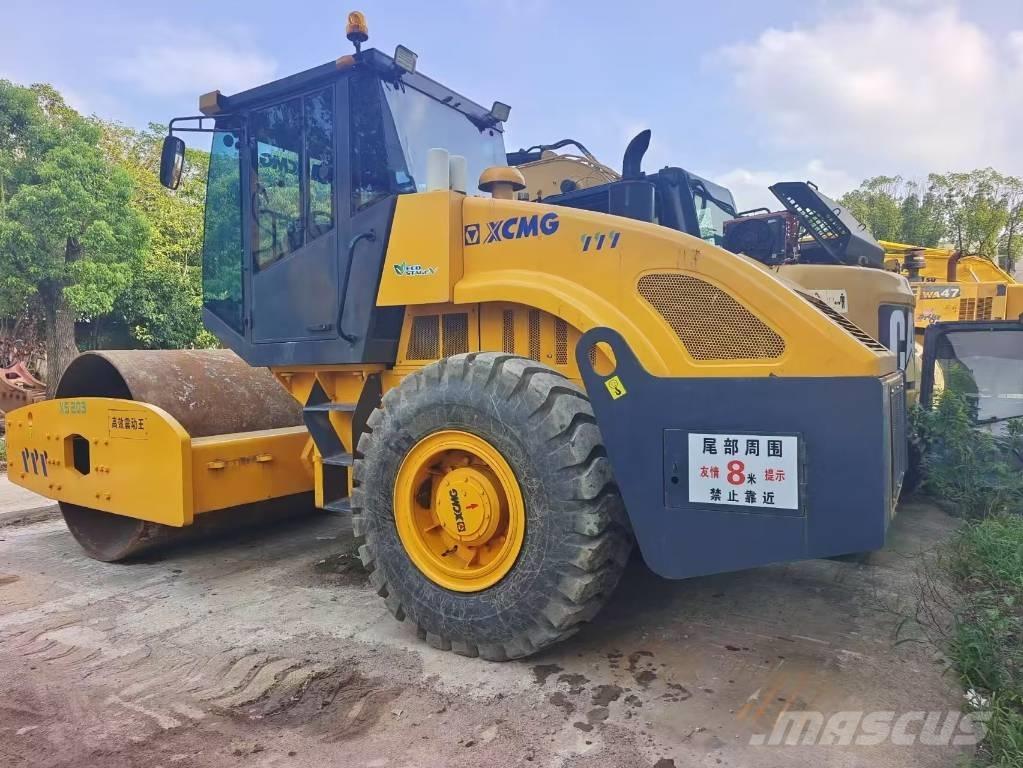 XCMG XS 203 J Walzenzüge