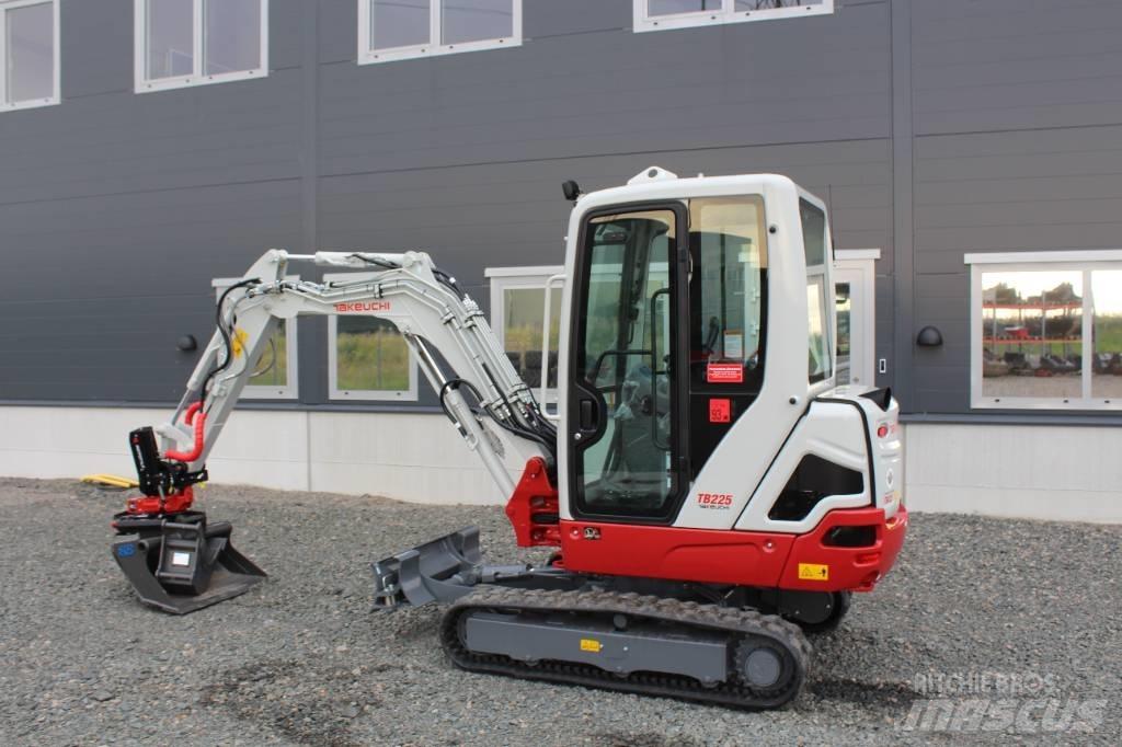 Takeuchi TB 225 Minibagger < 7t