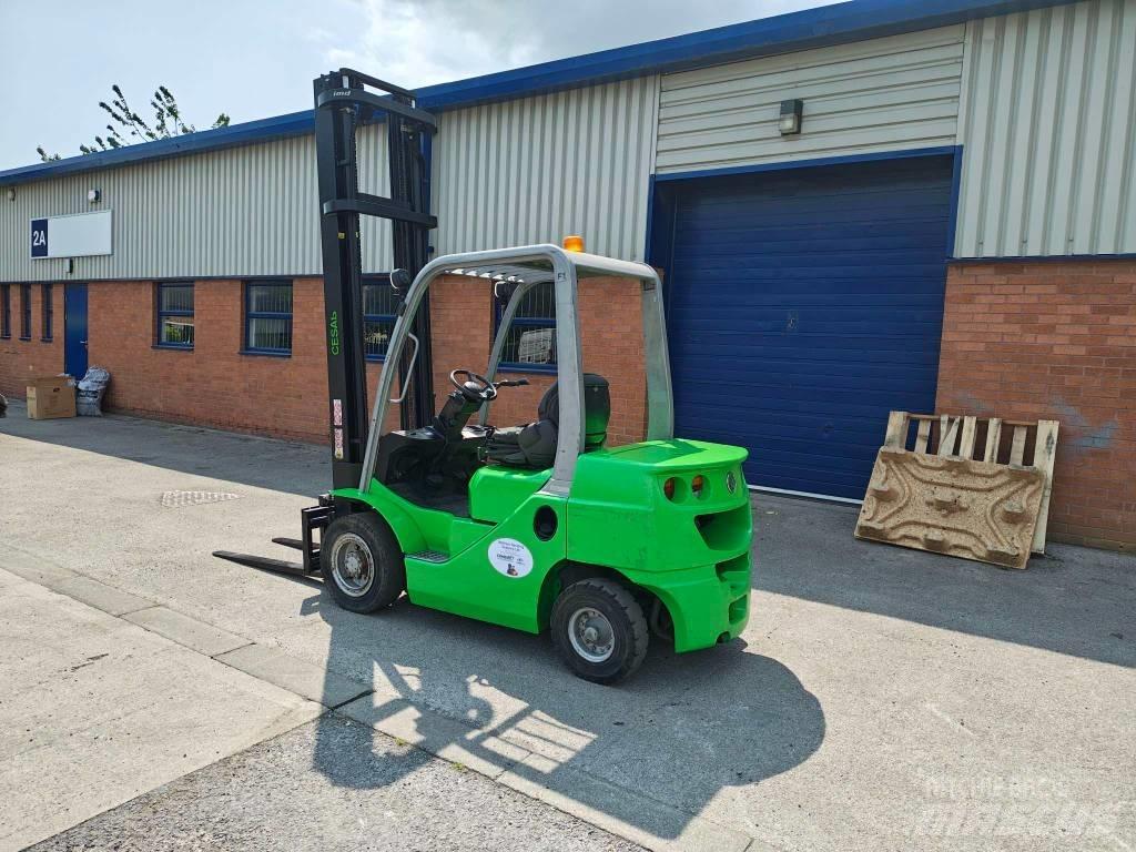 Cesab M 325 Dieselstapler