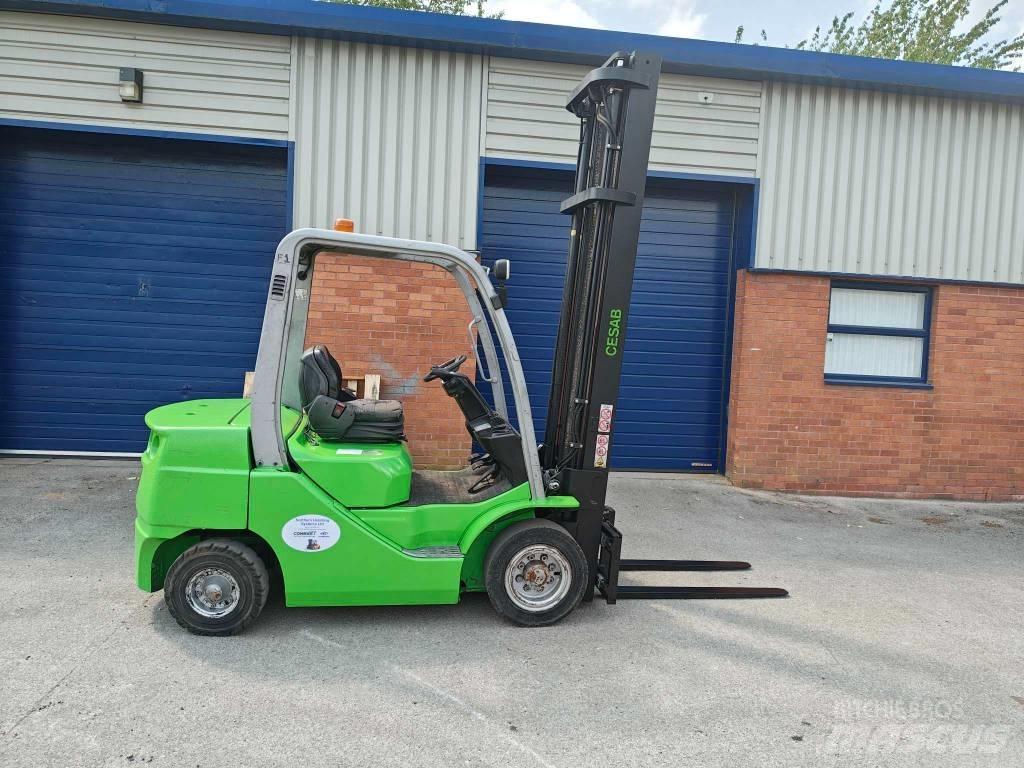 Cesab M 325 Dieselstapler