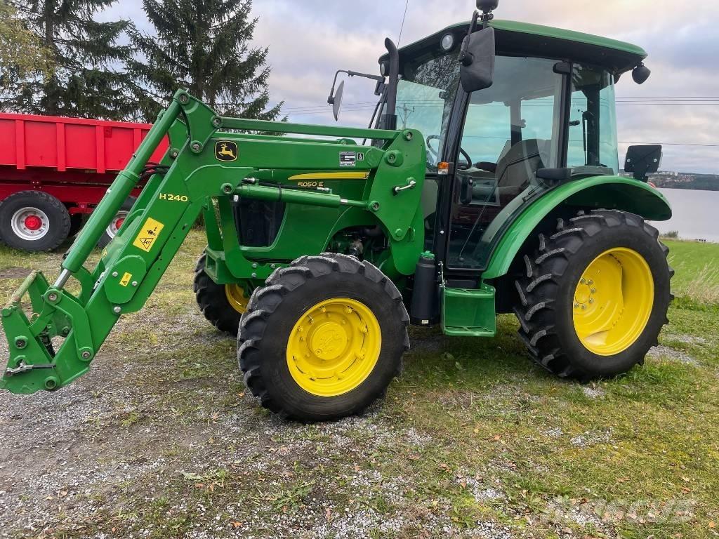 John Deere 5050E Traktoren