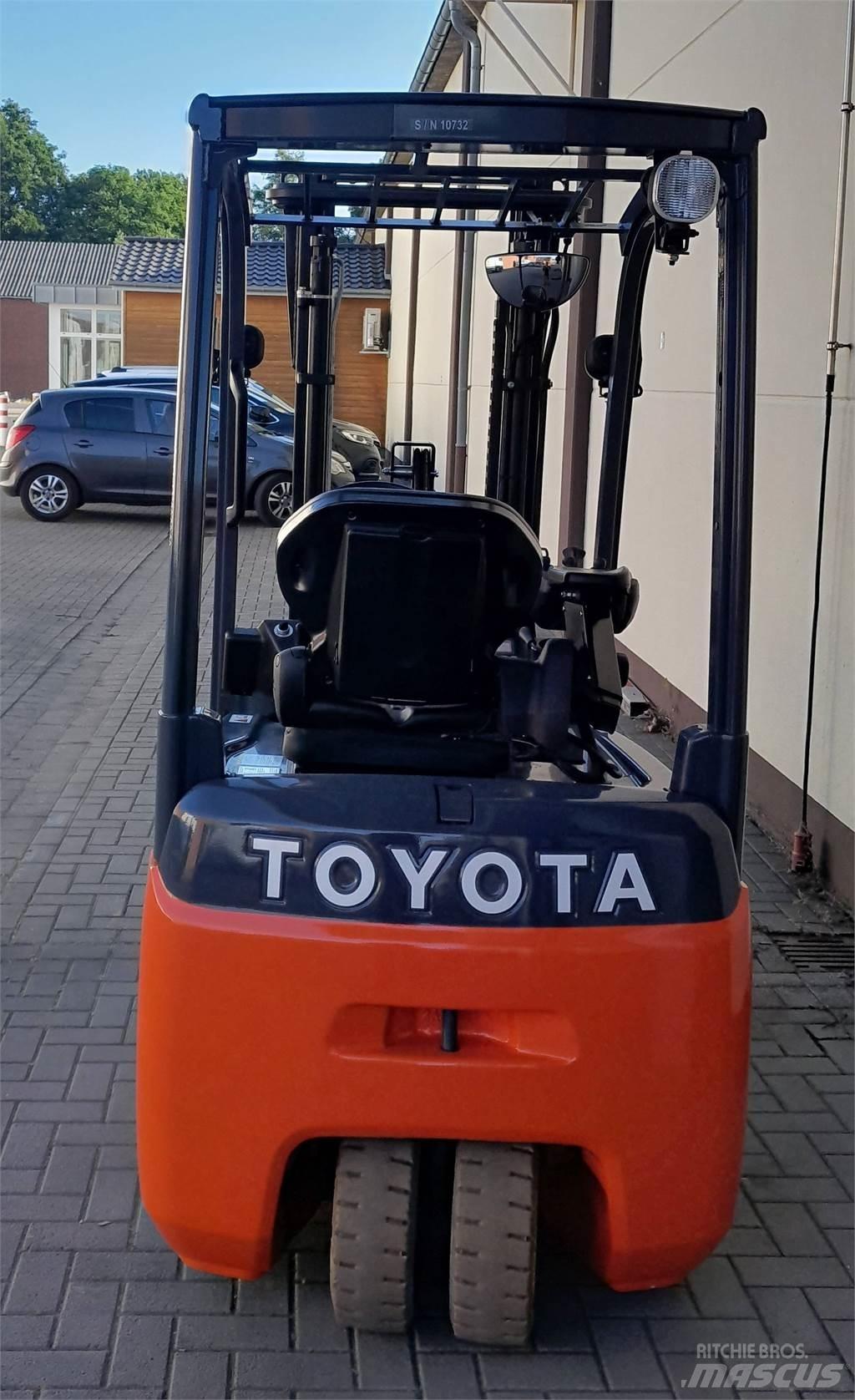 Toyota 8FBEK18T Elektrostapler