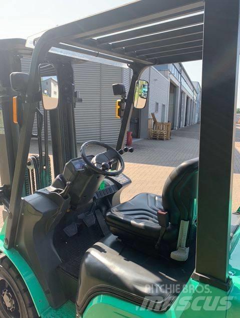 Mitsubishi FD25NT Dieselstapler