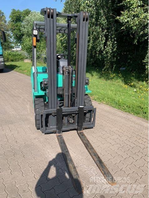 Mitsubishi FD25NT Dieselstapler