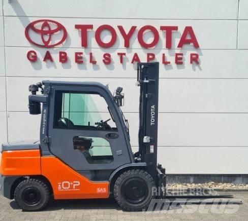 Toyota 52-8FDJF35 Dieselstapler