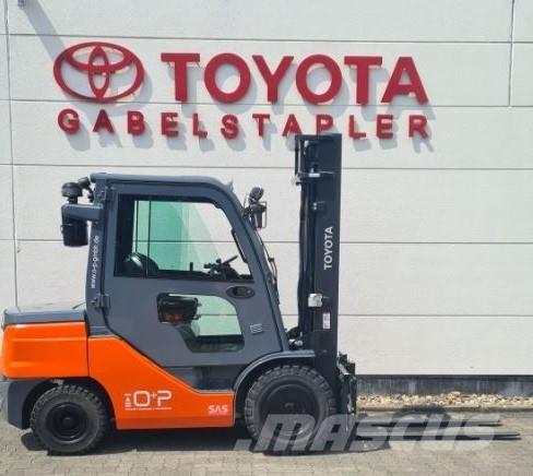 Toyota 52-8FDJF35 Dieselstapler