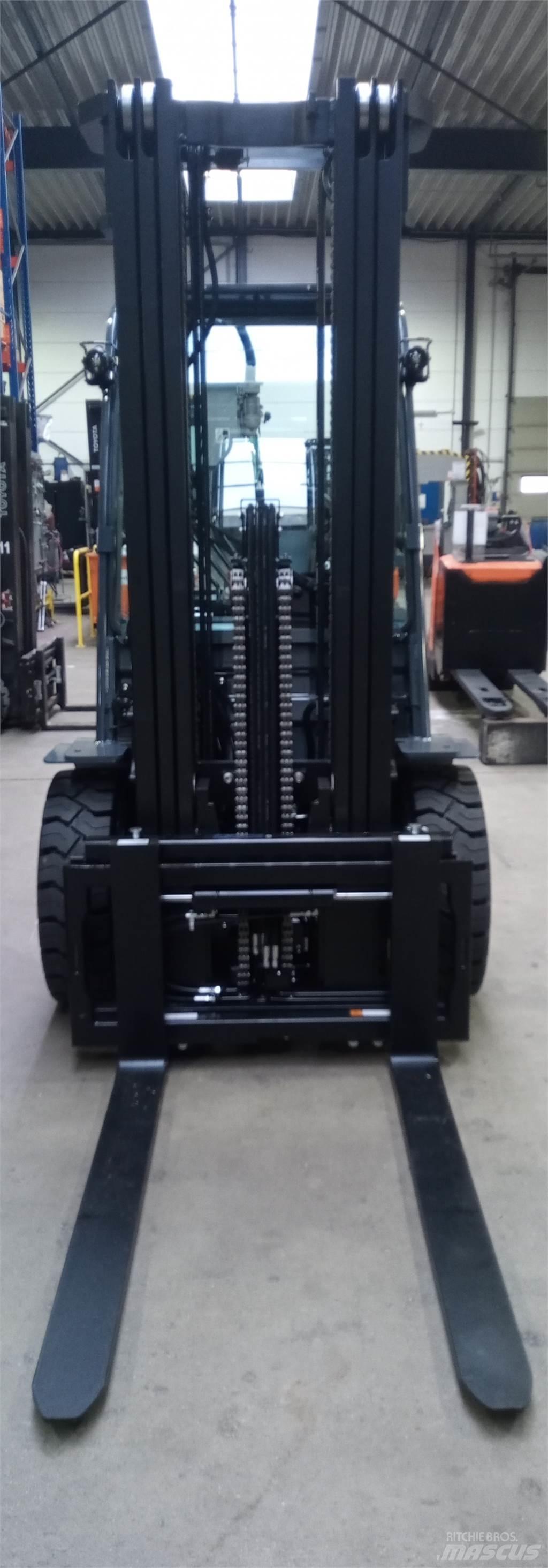 Toyota 52-8FDJF35 Dieselstapler