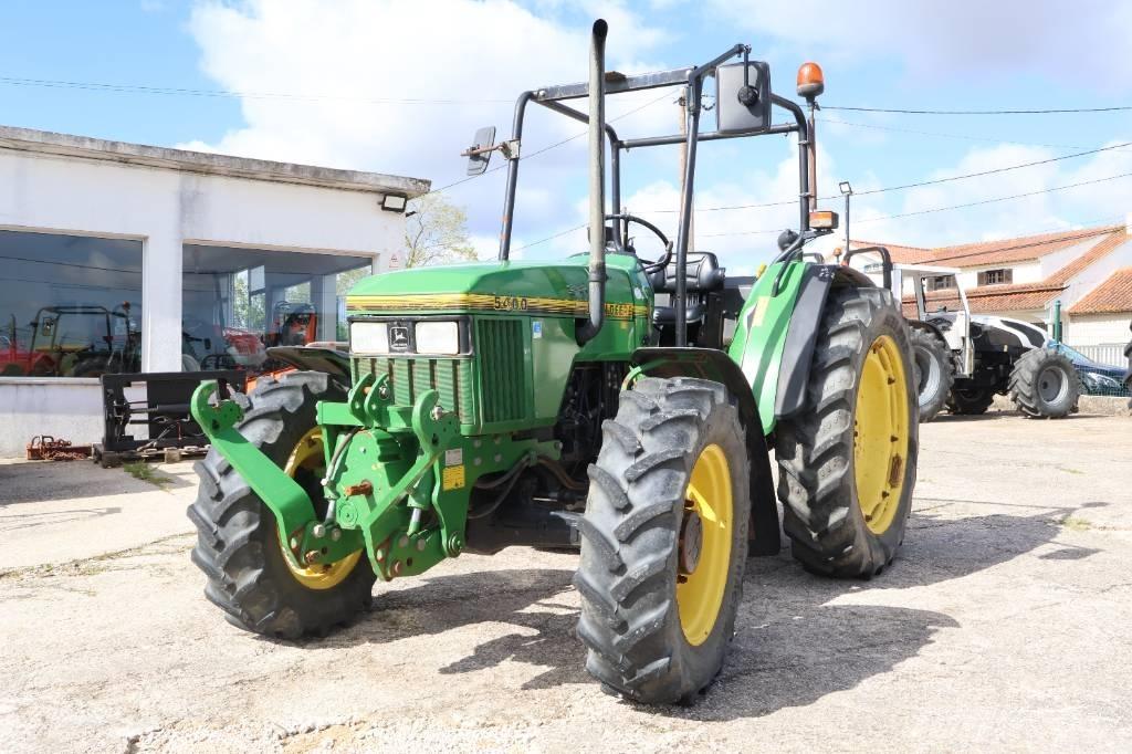 John Deere 5400 Traktoren