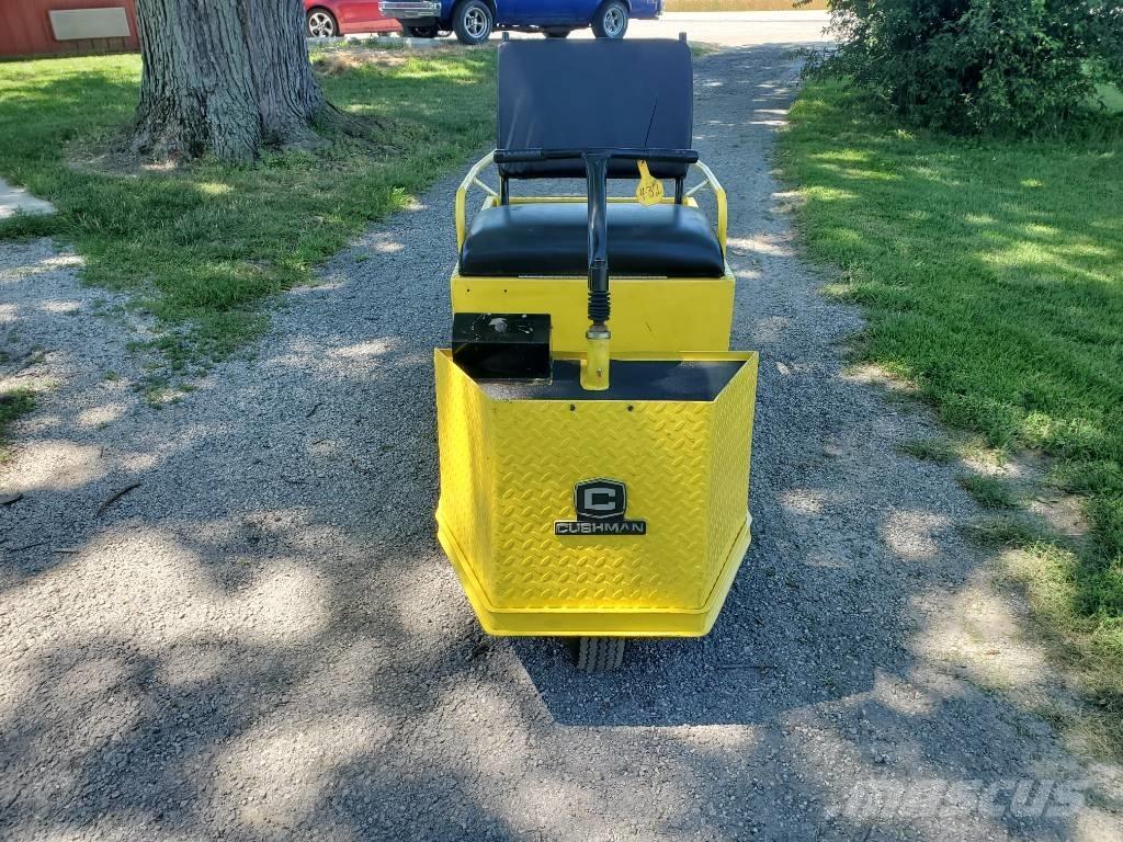 Cushman Minute Miser Schlepper