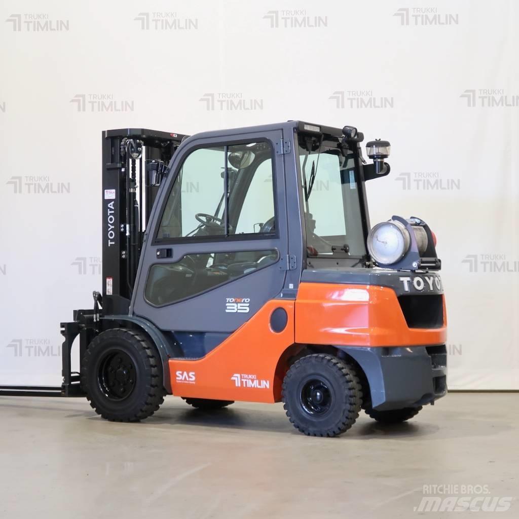 Toyota 02-8FGJF35 Gasstapler