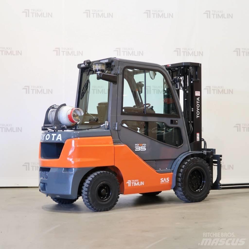 Toyota 02-8FGJF35 Gasstapler