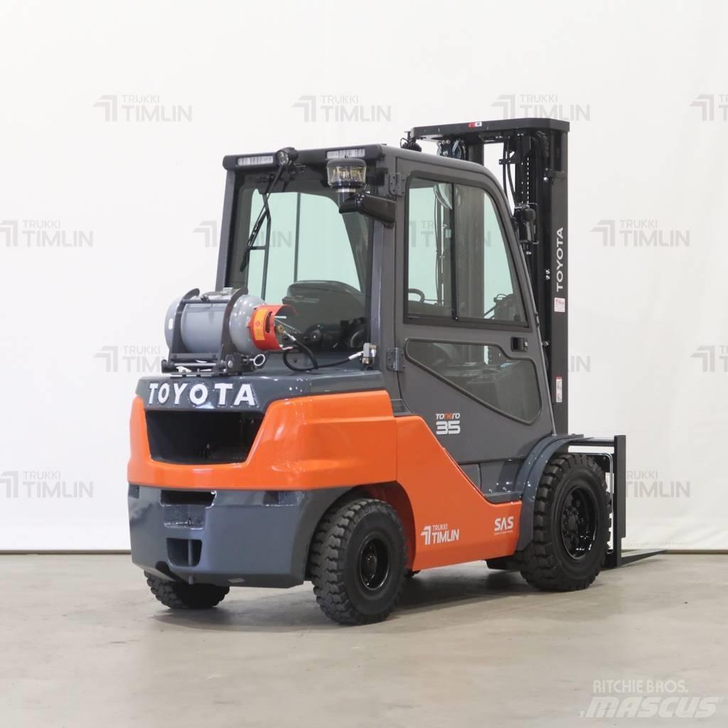 Toyota 02-8FGJF35 Gasstapler