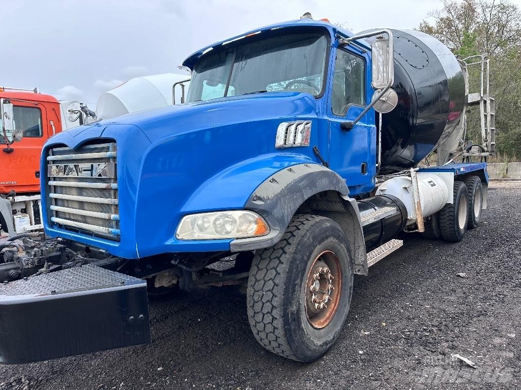 Mack CTP 713 B Andere Fahrzeuge