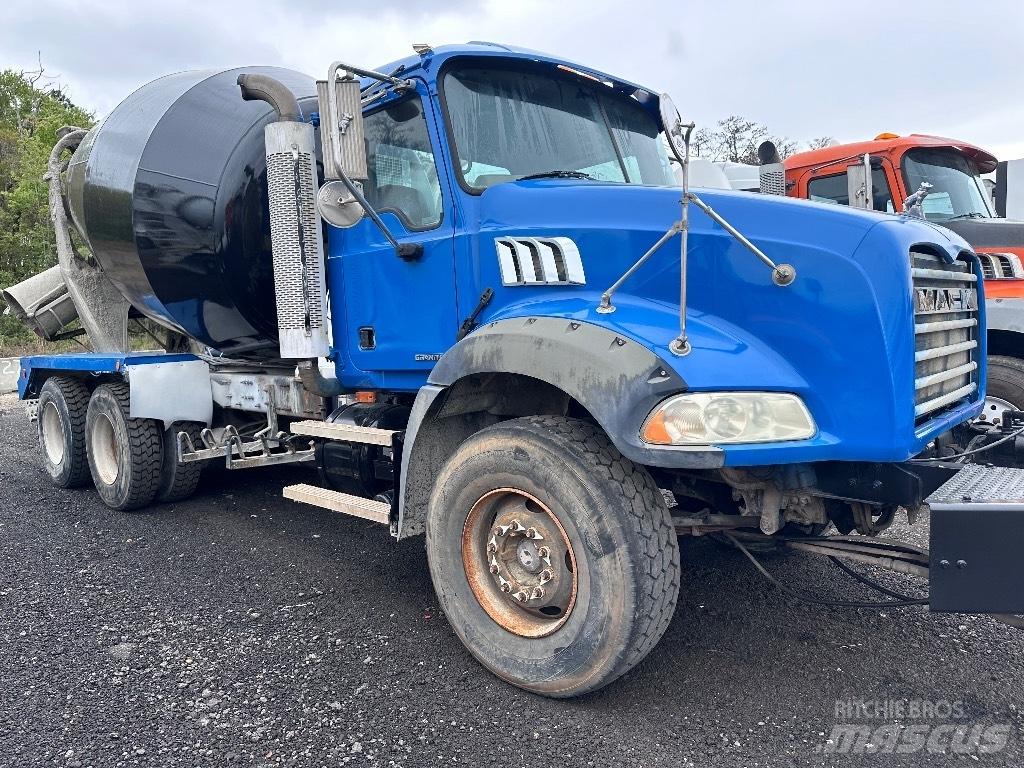 Mack CTP 713 B Andere Fahrzeuge