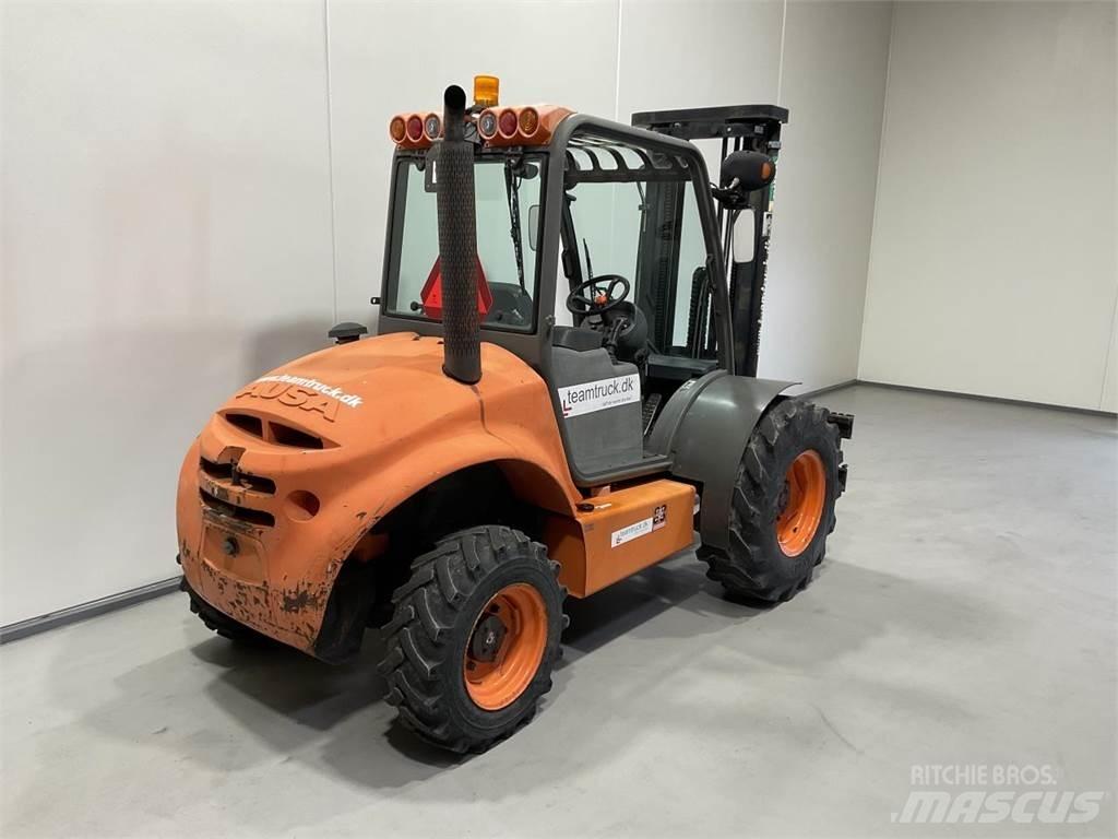 Ausa C250HX4 Geländestapler