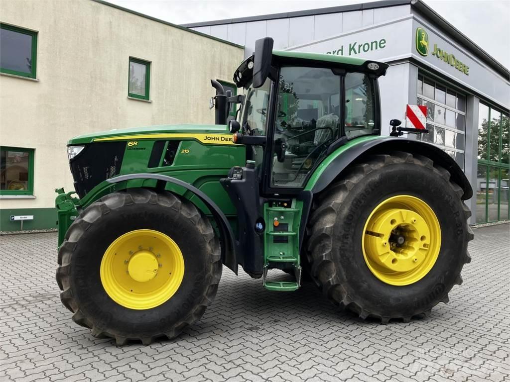 John Deere 6R 215 Traktoren