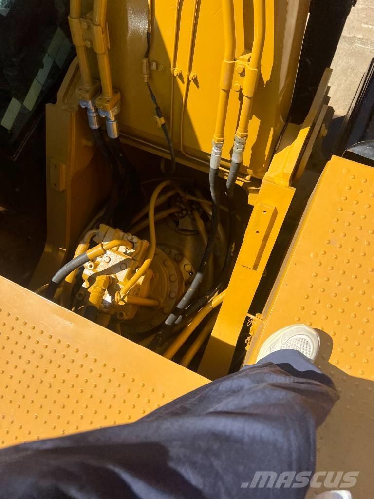 CAT 325D Raupenbagger