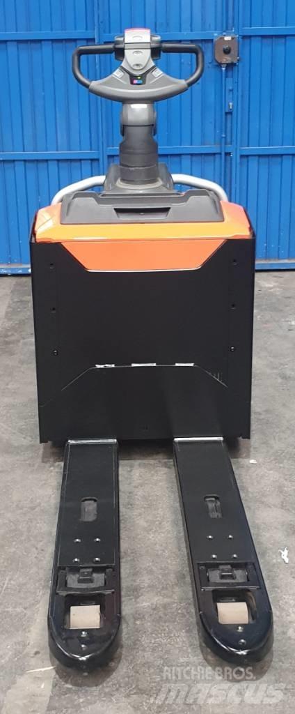 BT LPE 200 Gabelstapler mit Fahrerstand