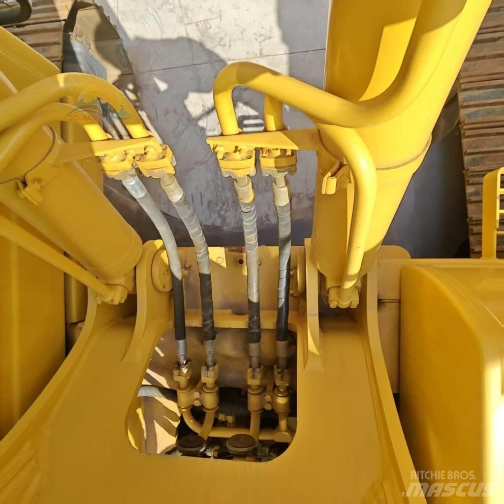 Komatsu PC 220-8 Raupenbagger