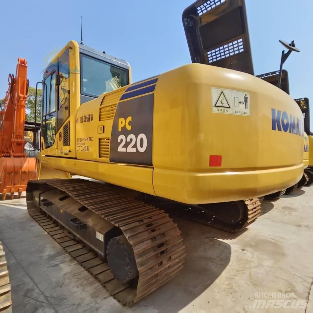 Komatsu PC 220-8 Raupenbagger