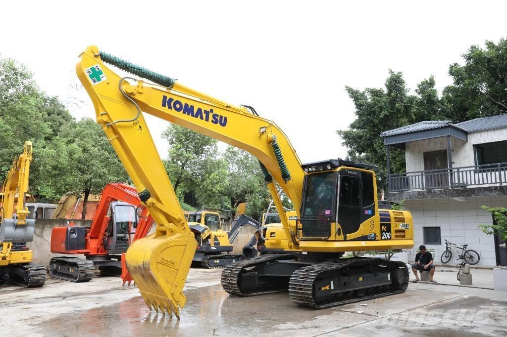 Komatsu PC 200-8 Minibagger < 7t