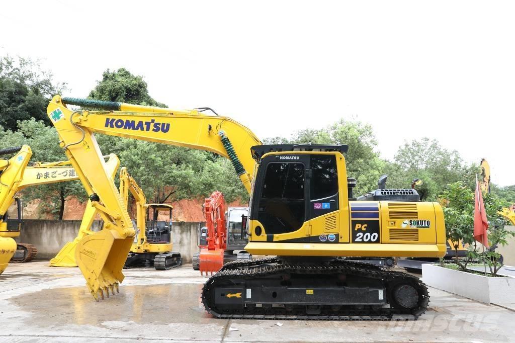 Komatsu PC 200-8 Minibagger < 7t
