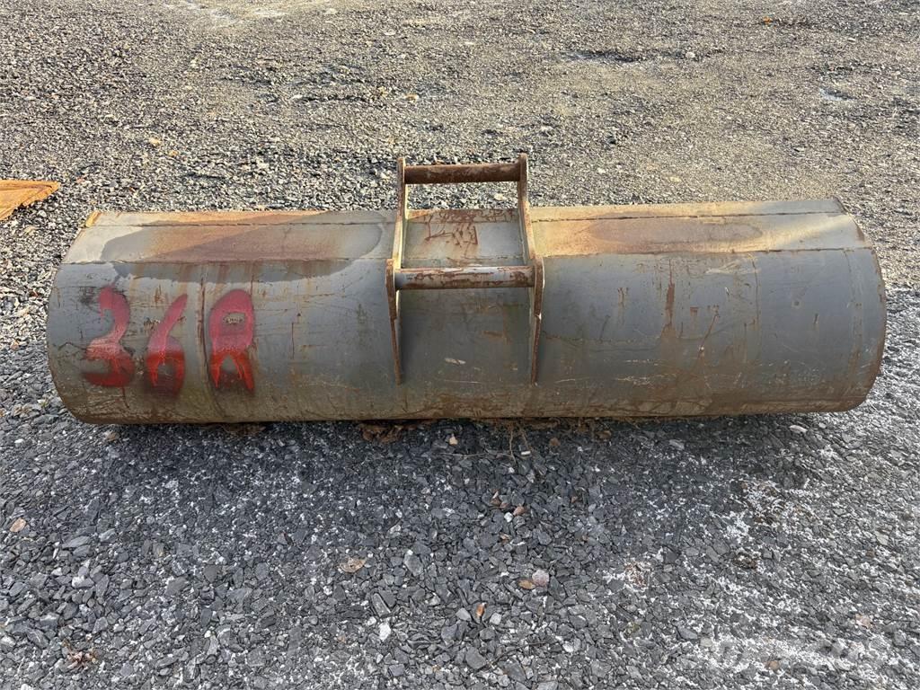  Tasoituskauha 368 Schaufeln