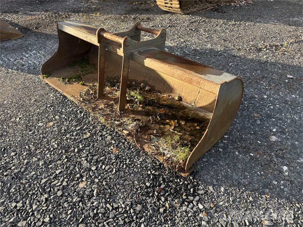  Tasoituskauha 368 Schaufeln