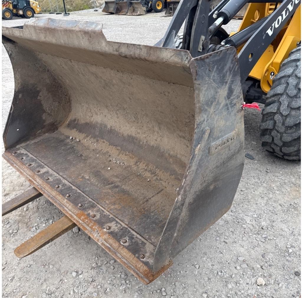 Volvo L25F Radlader
