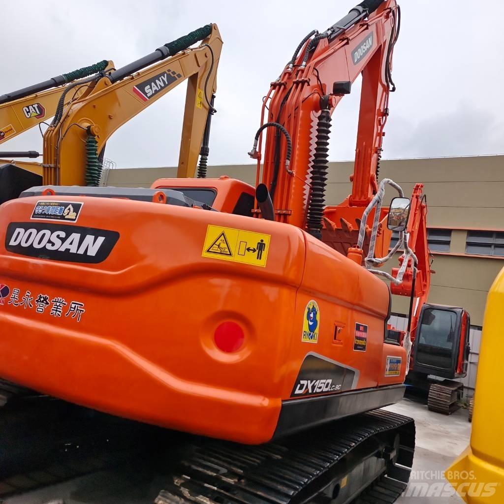 Doosan DX 150 LC Raupenbagger
