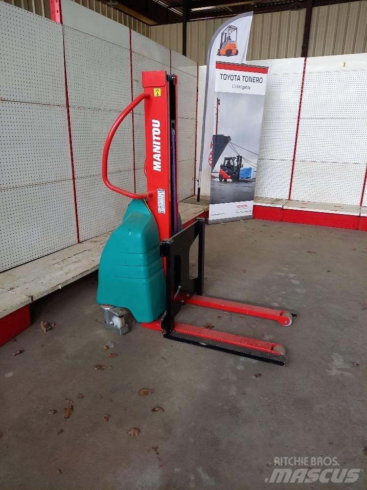 Manitou EB500 Deichselstapler