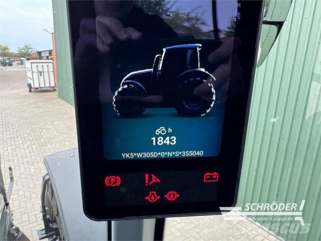 Valtra Q 305 Traktoren