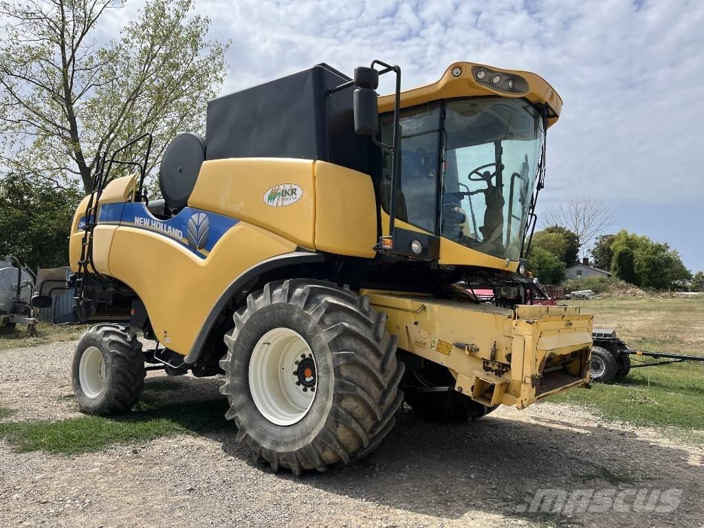 New Holland CX 6090 Mähdrescher