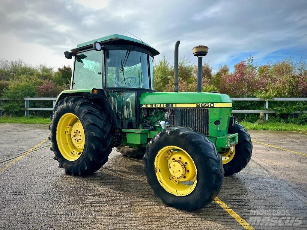 John Deere 2650 Traktoren