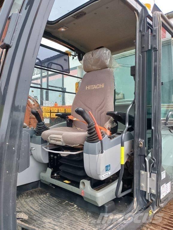 Hitachi ZX130 Raupenbagger