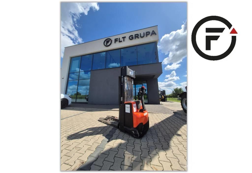 Toyota SWE140 Deichselstapler