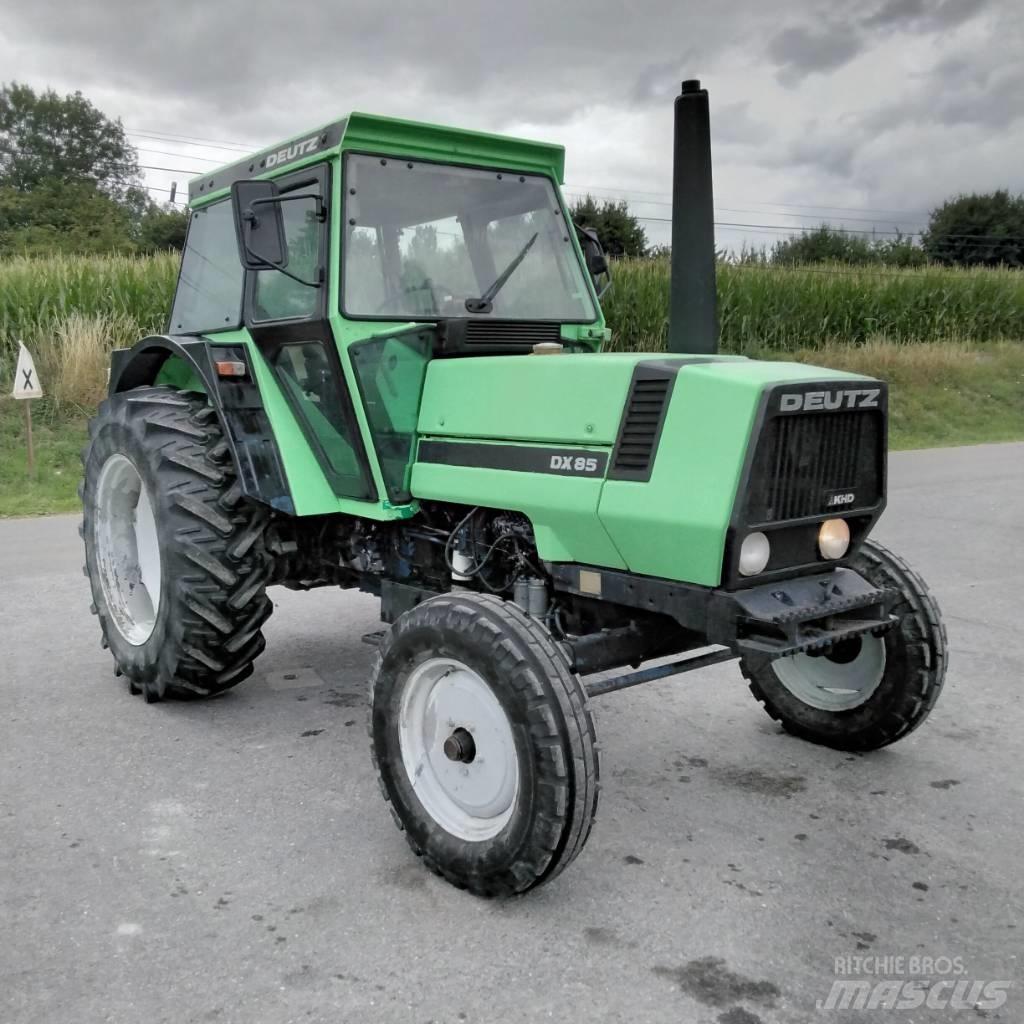 Deutz-Fahr DX85N Traktoren