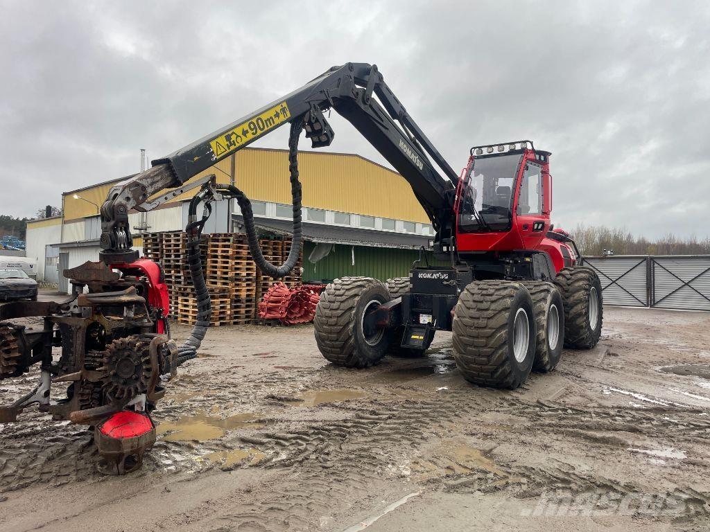 Komatsu 951 / C144 Harvester