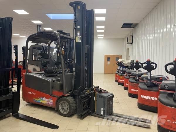 Manitou ME320 Geländestapler