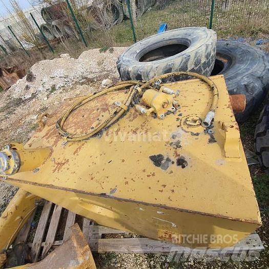 CAT 769D - Minidumper