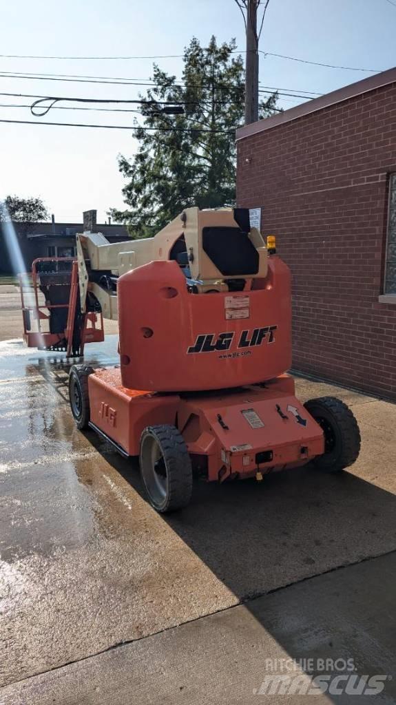 JLG E 400 AJPN Gelenkteleskoparbeitsbühnen