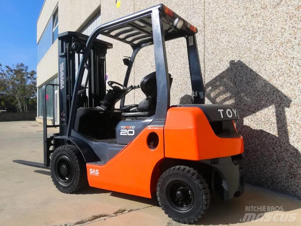 Toyota 02-8 FG F 20 Gasstapler