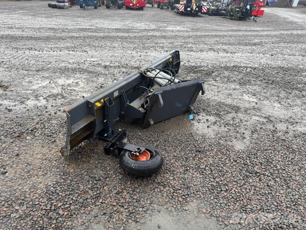 Sami Frontblad Schneeschilde und -pflüge