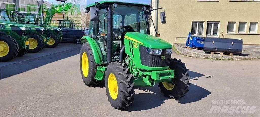 John Deere 5058e Traktoren