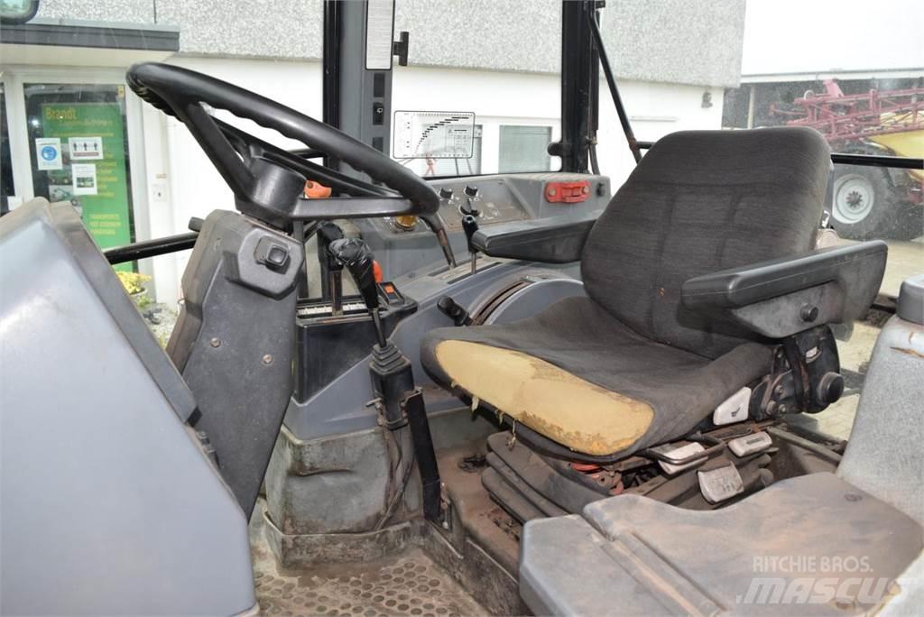 New Holland 8340 Traktoren