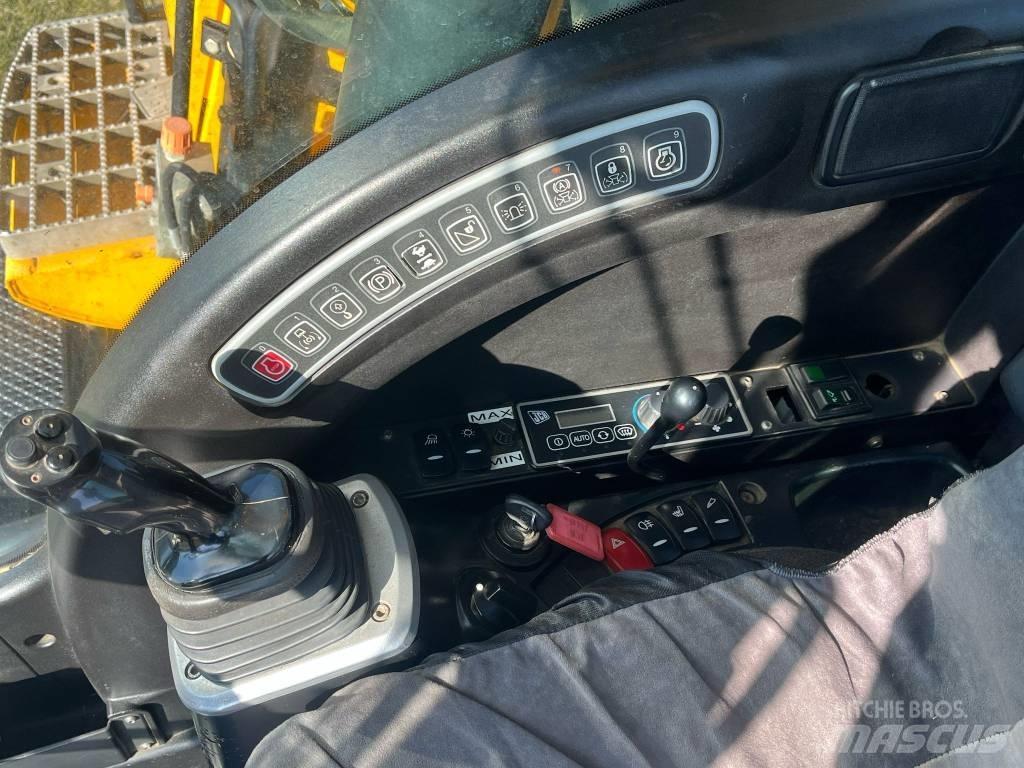 JCB JS 145 W Mobilbagger