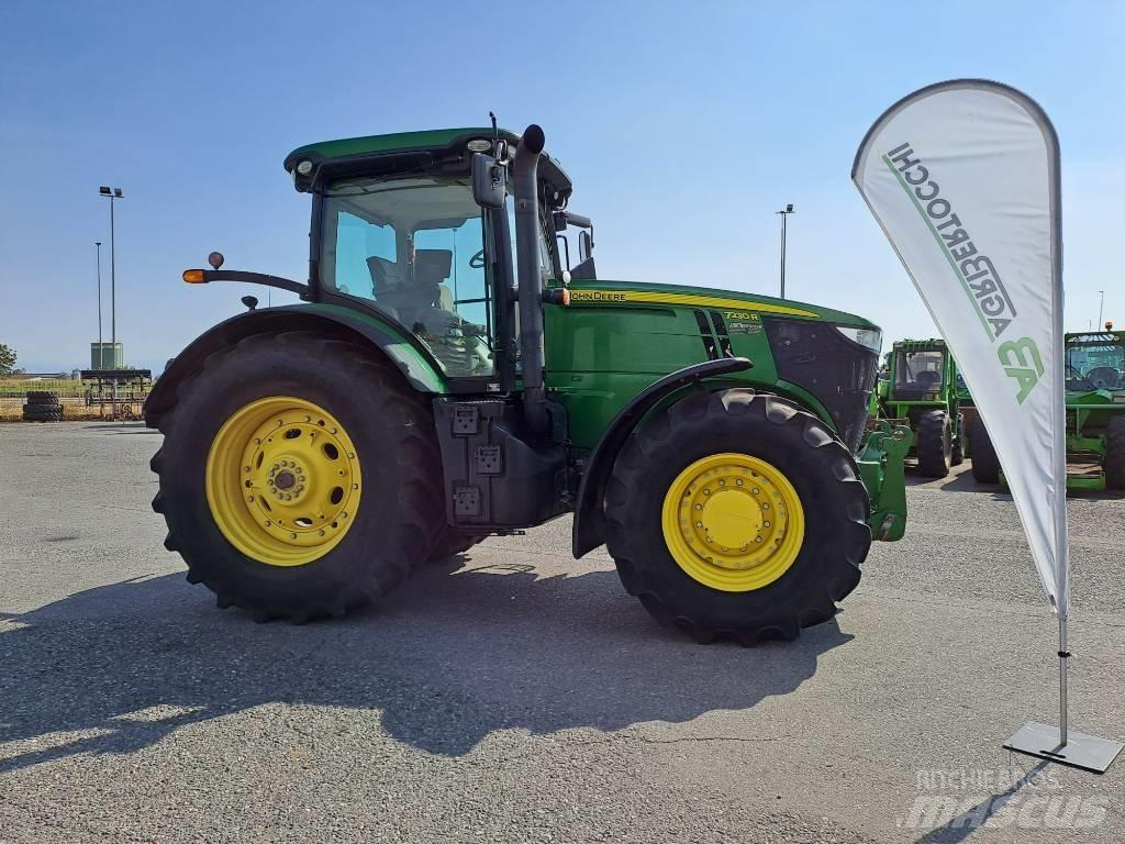 John Deere 7230 R Traktoren
