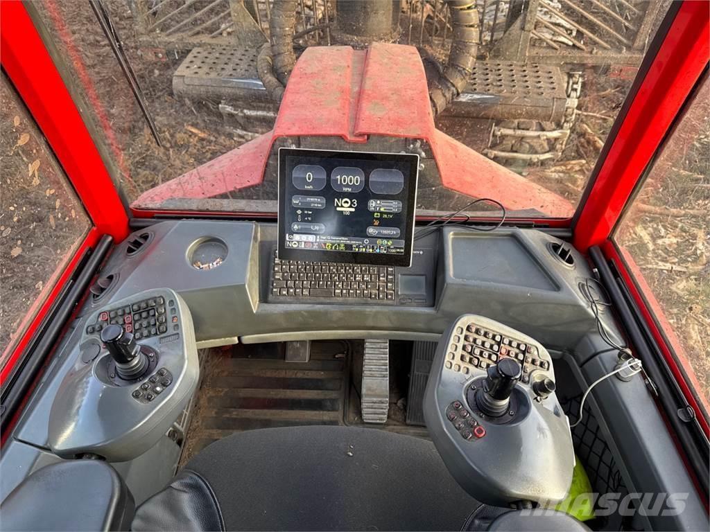 Komatsu 875 Forwarder